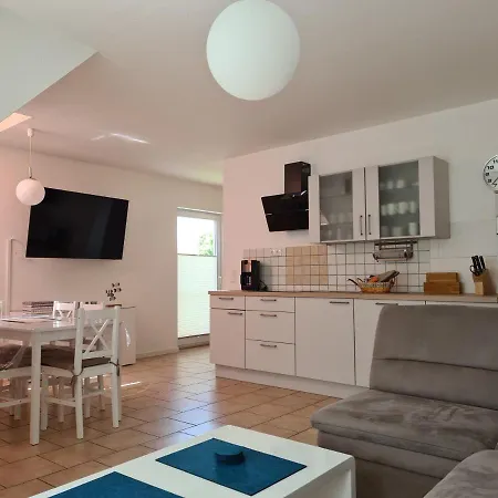 Apartmán Haus Annelie 2 Og *